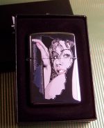 ZIPPO SEDUCTIVE STARE